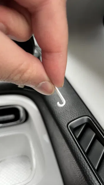 Kẹp Dây Cáp Trên Bảng Điều Khiển Xe Hơi - Image 1