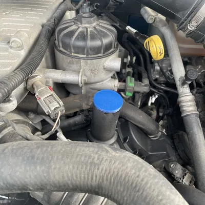 Phễu Dầu Cummins ISV