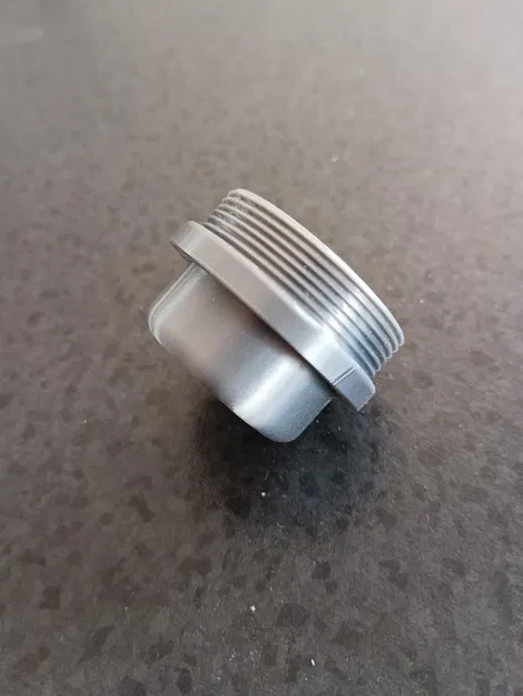 Nắp Đậy Cho Động Cơ Nông Nghiệp (Ren 42 X 150) - Image 1