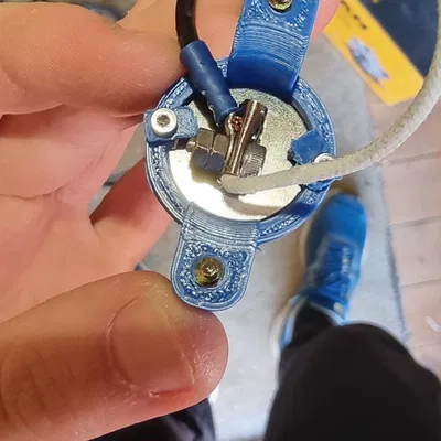 Giá đỡ bóng đèn H3