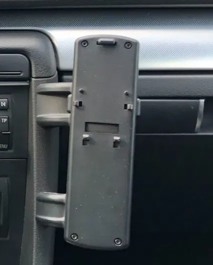 Tấm Gắn Điện Thoại Audi - Đế Gắn Nguyên Bản Phổ Thông - Image 1