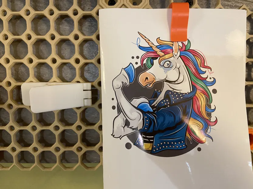 Kẹp Giữ Giấy Đa Năng Cho Bảng Pegboard - Image 1