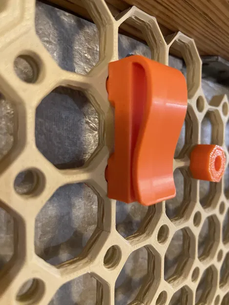 Kẹp Giữ Giấy Đa Năng Cho Bảng Pegboard - Image 2