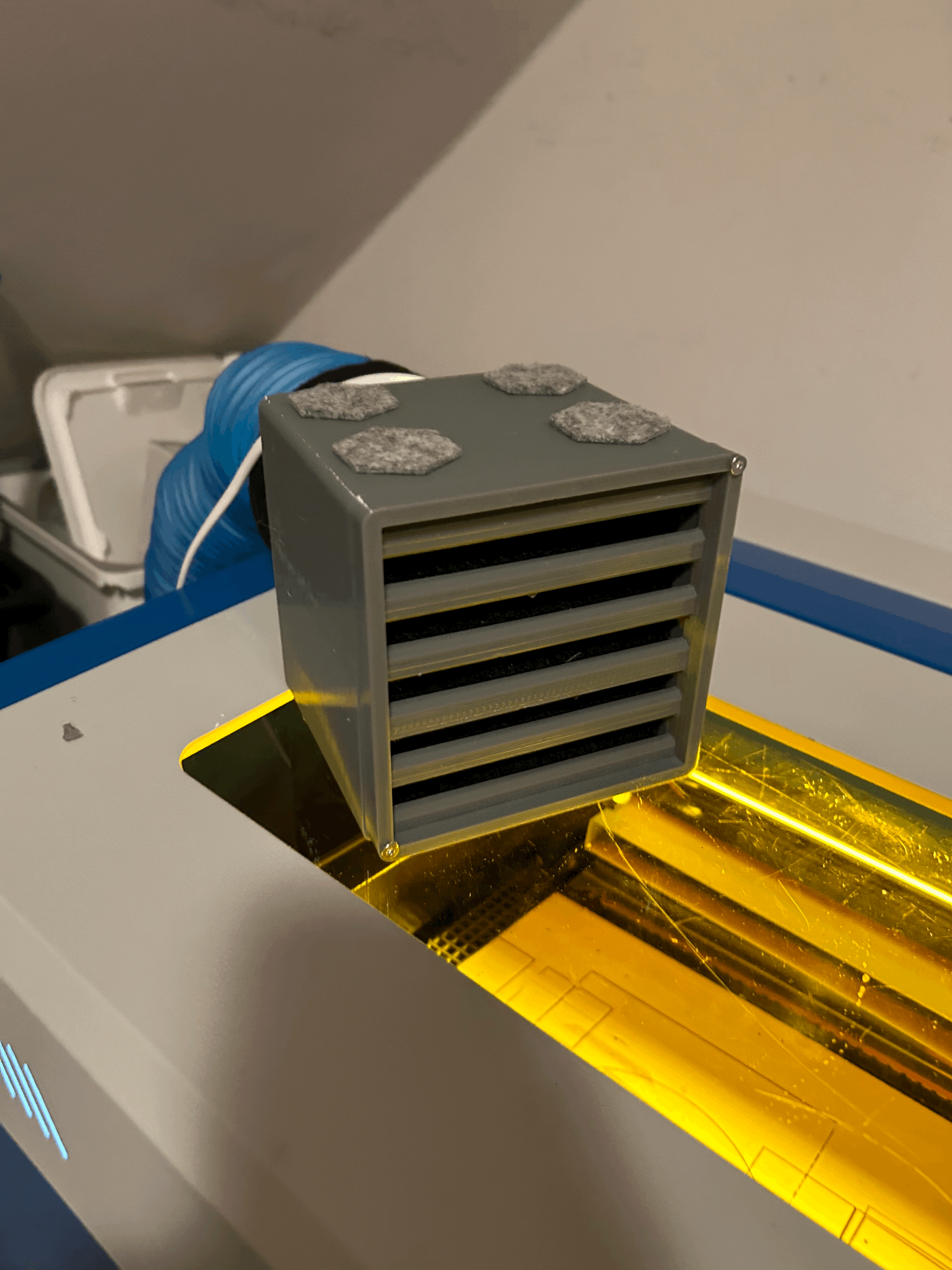 Bộ Lọc Khí Cho Máy Laser K40 - Image 1