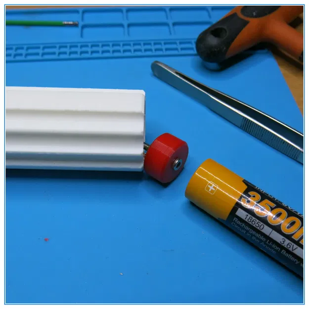 Bộ chuyển đổi 3xLR20 sang Pin Li-ion 18650 cho thùng rác cảm ứng - Image 2