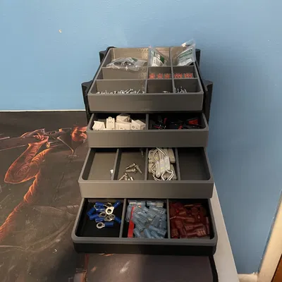 Khay Đựng Đồ Văn Phòng / Ốc Vít / Bu Lông / Trông Giống HDD Caddy