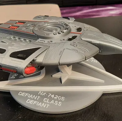 Tàu Defiant - Lớp Defiant