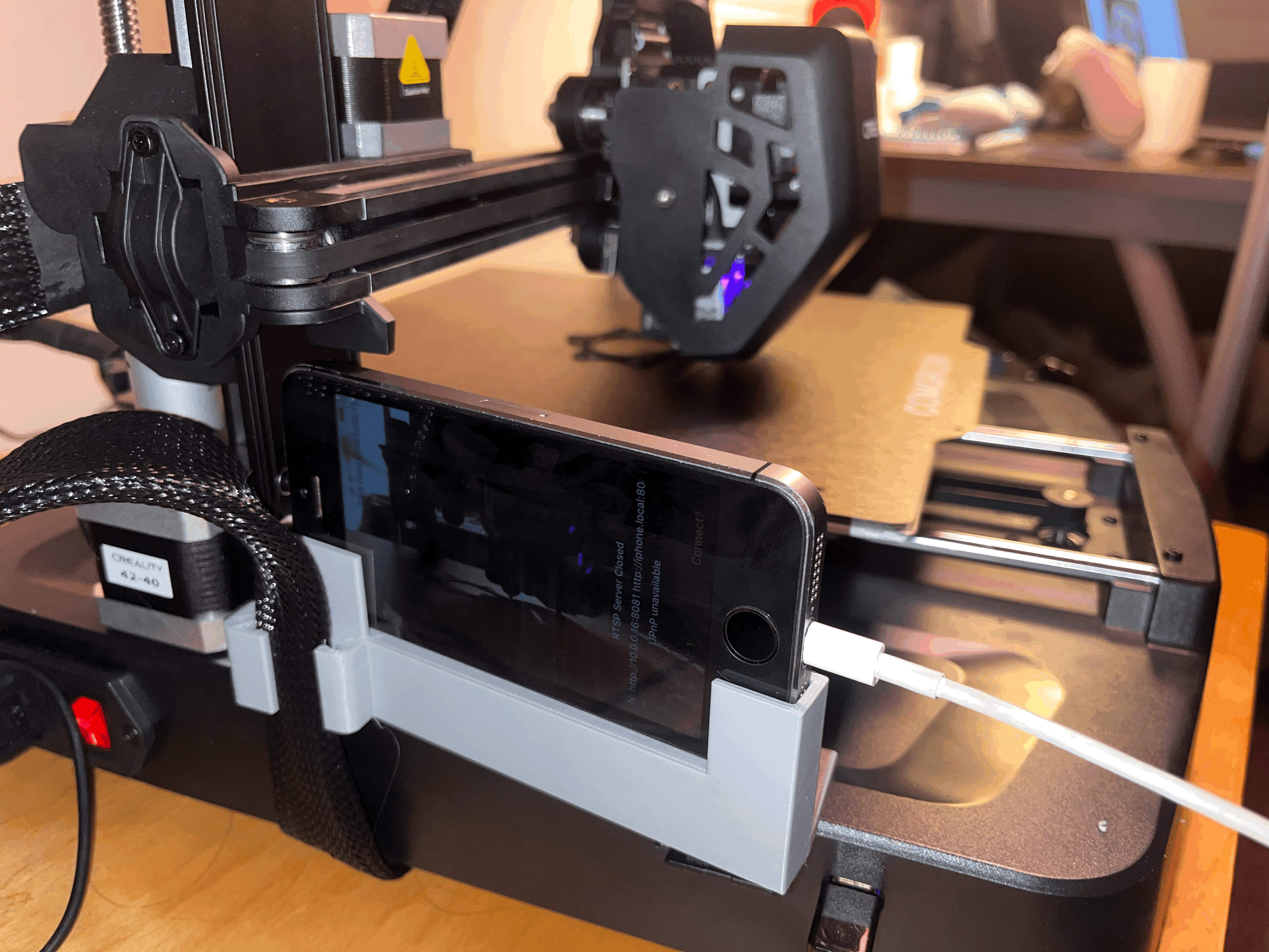 Kẹp Dây và Giá Đỡ Điện Thoại Cho Ender 3 v3 - Thumbnail 1