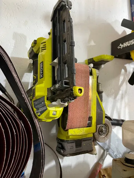 Móc Treo Đồ Ryobi Gắn Tường - Image 3