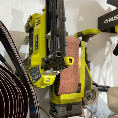 Móc Treo Đồ Ryobi Gắn Tường