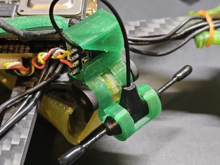 Giá đỡ Tiny Trainer v2 Radiomaster RP1 RX và Ăng-ten T - Image 2