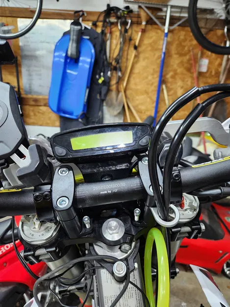 Giá Nâng Bảng Điều Khiển Cho Husqvarna FE - Image 1