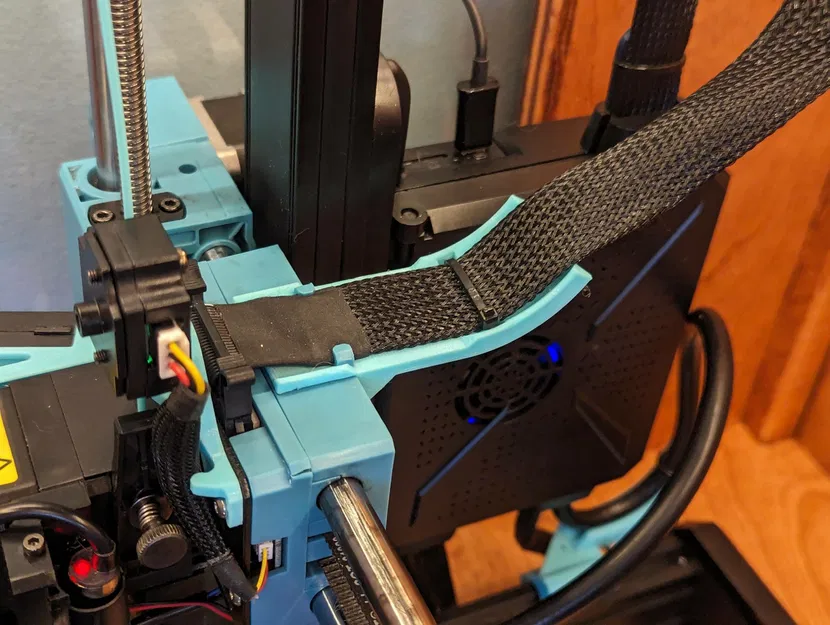 Giá đỡ cáp máy đùn Sovol SV06 Plus - Image 1