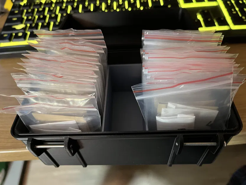 Hộp Đựng Hạt Giống - Image 1