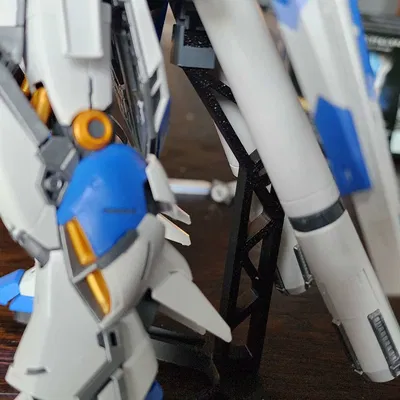 Chân Đế Gundam 1/144 Kiểu Chốt và Kiểu Hộp