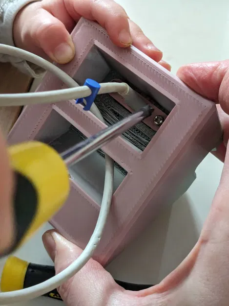 Đế Điện Thoại + Sạc - Image 4