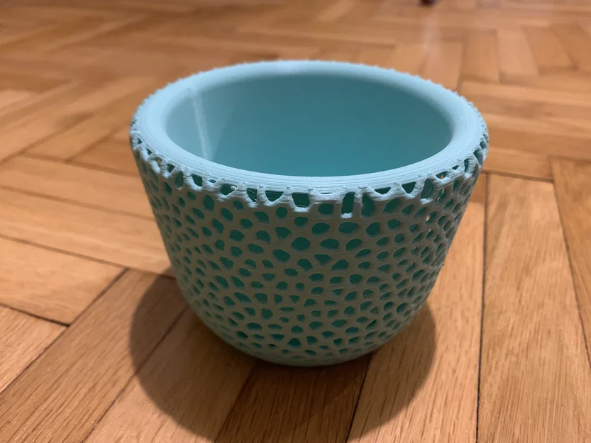 Chậu Hoa Voronoi - Image 1