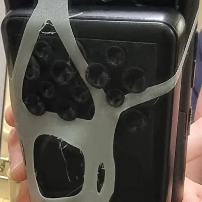 Khuôn Giữ Pin Dự Phòng Bằng TPU