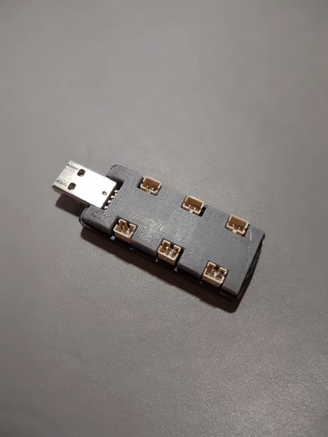 Nắp Che Sạc Emax - Image 2