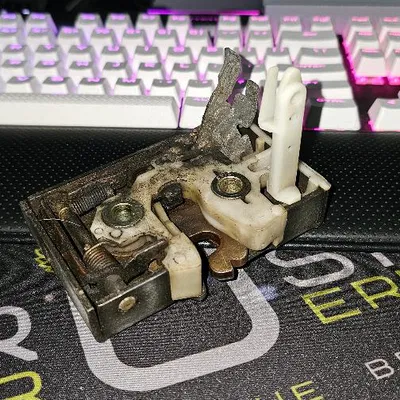 Thanh Nối Khóa Cửa Nhựa Cho MK2 Golf