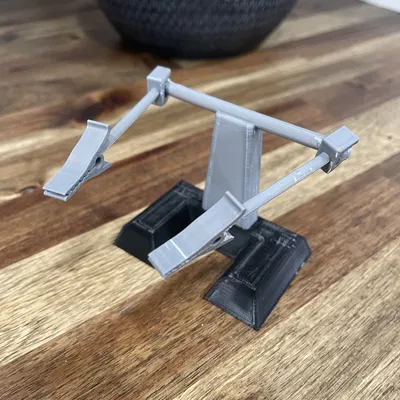 Cây Kẹp Hàn 3D In với Cánh Tay Điều Chỉnh