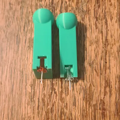 Dụng cụ ghim đẩy (Push Pin Helper)