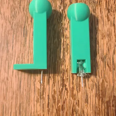 Dụng cụ ghim đẩy (Push Pin Helper)