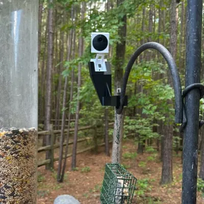 Đế Gắn Wyze Cam Outdoor Cho Cột Wild Birds Unlimited