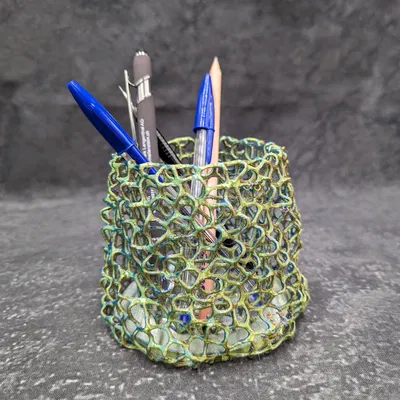 Chân Cắm Bút Voroni Hỗn Loạn