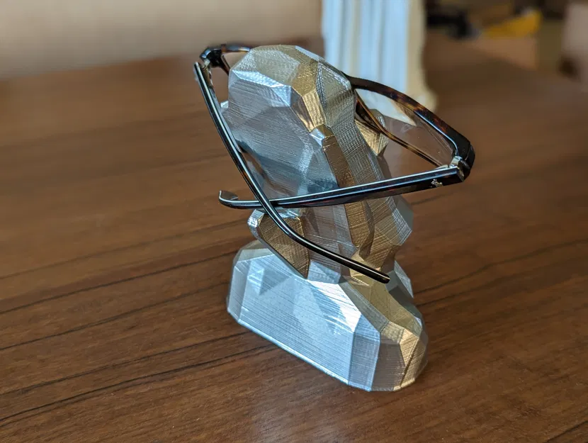 Đế Kính Moai Phiên Bản Low-Poly - Image 2