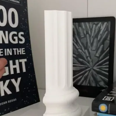 Chân Sách Trụ Hy Lạp Có Viền