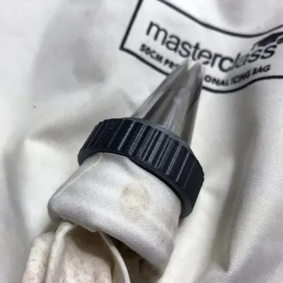 Khớp Nối Đầu Bắt Kem Wilton (Lớn - Nhỏ)