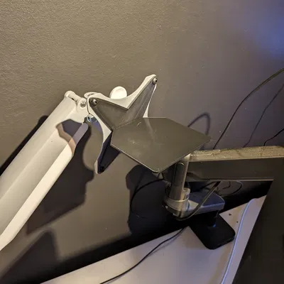 Kệ Vesa 100 (Có thể điều chỉnh kích thước)