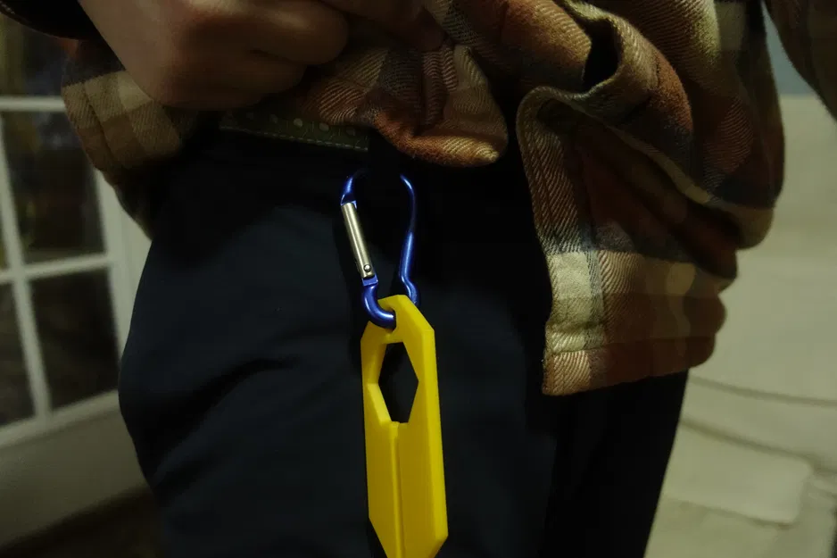 Holder Túi Poop Chó Lục Giác Gắn Carabiner - Image 2