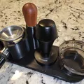 Đế Tamping Máy Espresso Breville Có Chỗ Để Dụng Cụ Phân Phối - Thumbnail 1