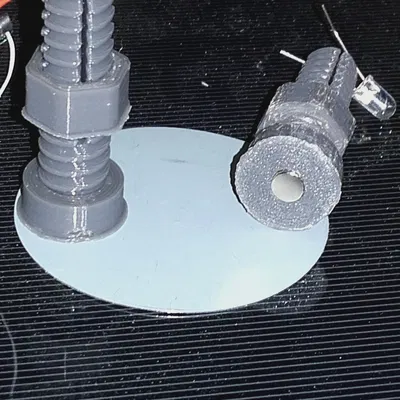 Kẹp Gắp 3 Tay Có Nam Châm Để Hàn