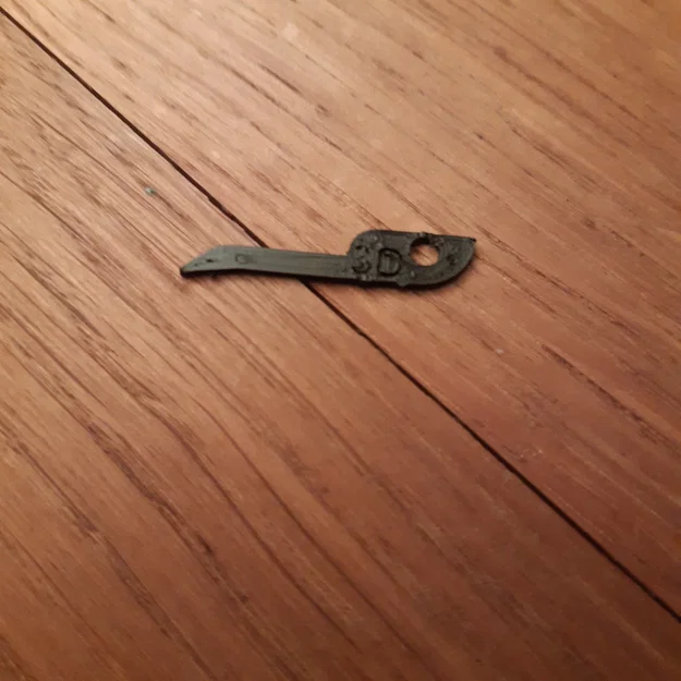 Dụng cụ vệ sinh cổng USB-C - Image 1