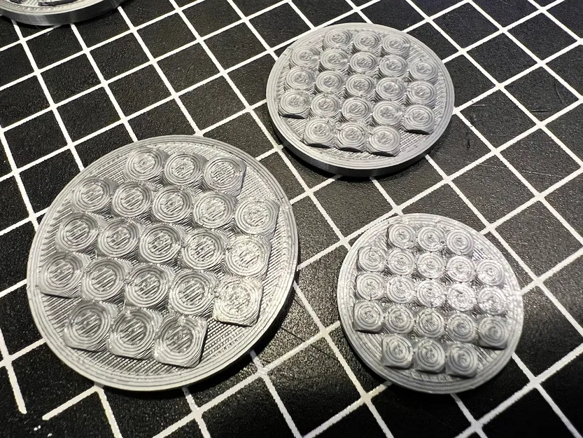 Đế Miniatures Họa Tiết Xúc Xắc - Image 3