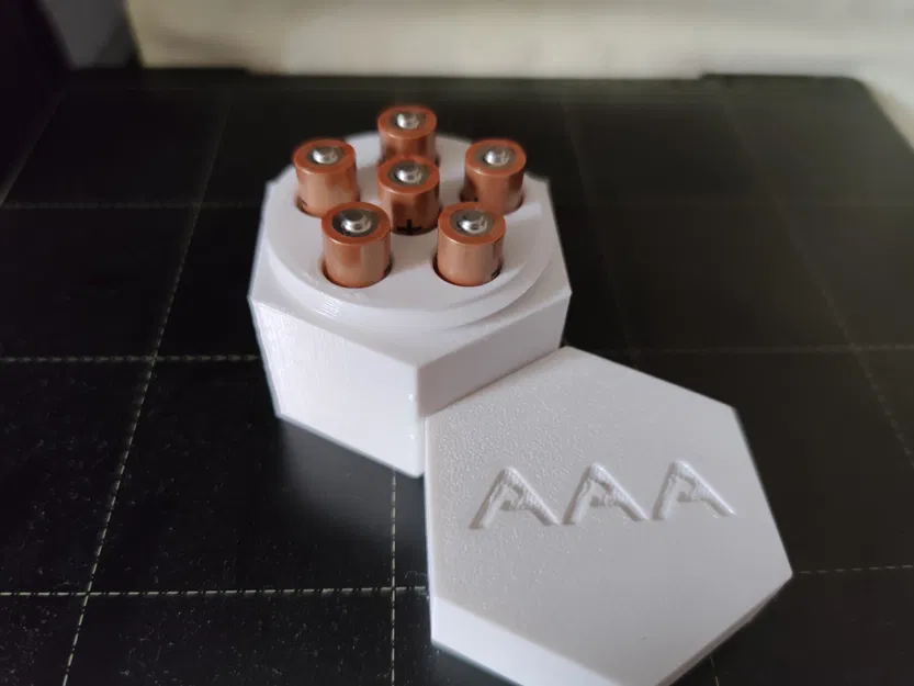 Hộp Đựng Pin AAA Hình Lục Giác - Image 1