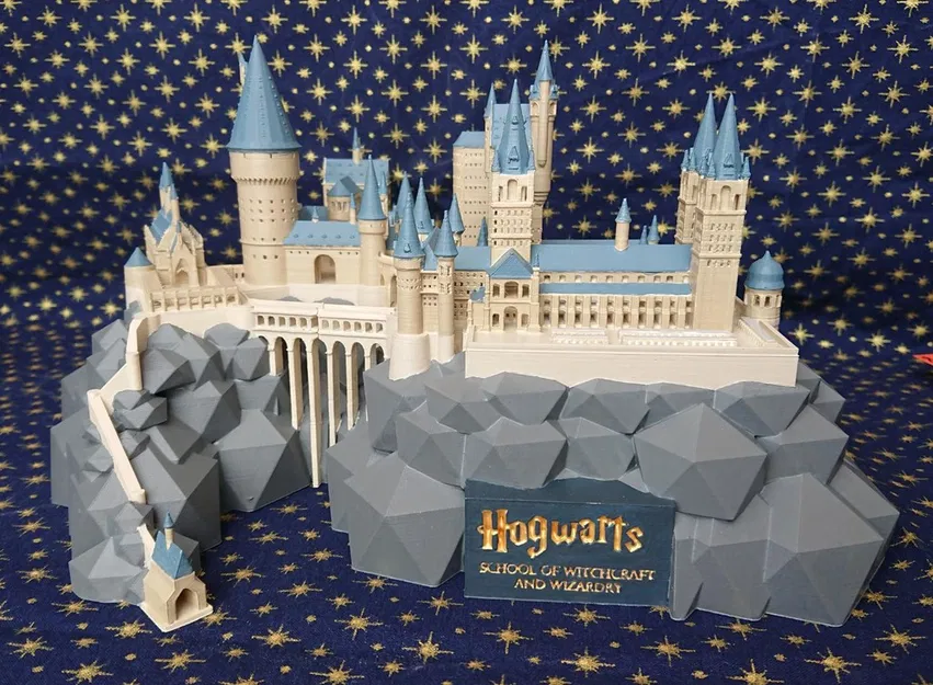 Lâu đài Hogwarts (3 phần cho bản in lớn) - Image 2