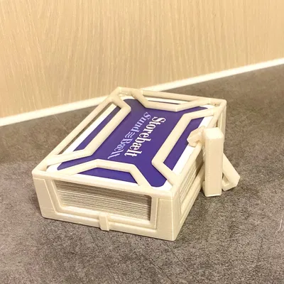 Hộp đựng danh thiếp/bài tây