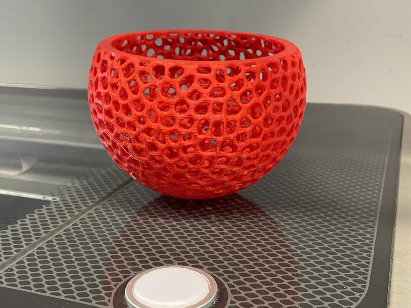 Tô Cắt Dễ In Hình Quả Bóng - Image 1