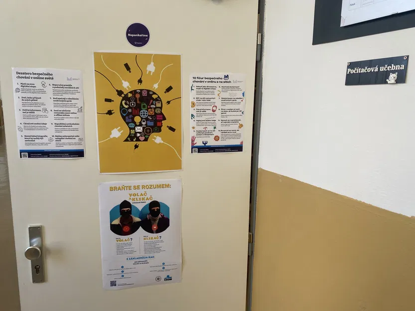 Bảng Hiệu Phòng Máy Tính - Image 5