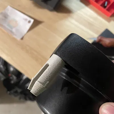 Chốt Giữ Cốc Cho Mini Cooper 2004 Bên Phụ