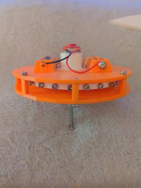 Đồ Chơi Con Quay Hồi Chuyển Chạy Bằng Pin - Image 1