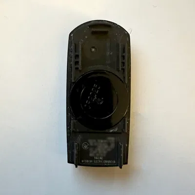 Nắp Pin CR2025 sang CR2032 Cho Remote Xe Mazda