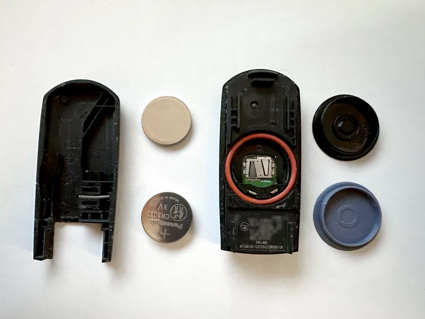 Nắp Pin CR2025 sang CR2032 Cho Remote Xe Mazda - Image 4