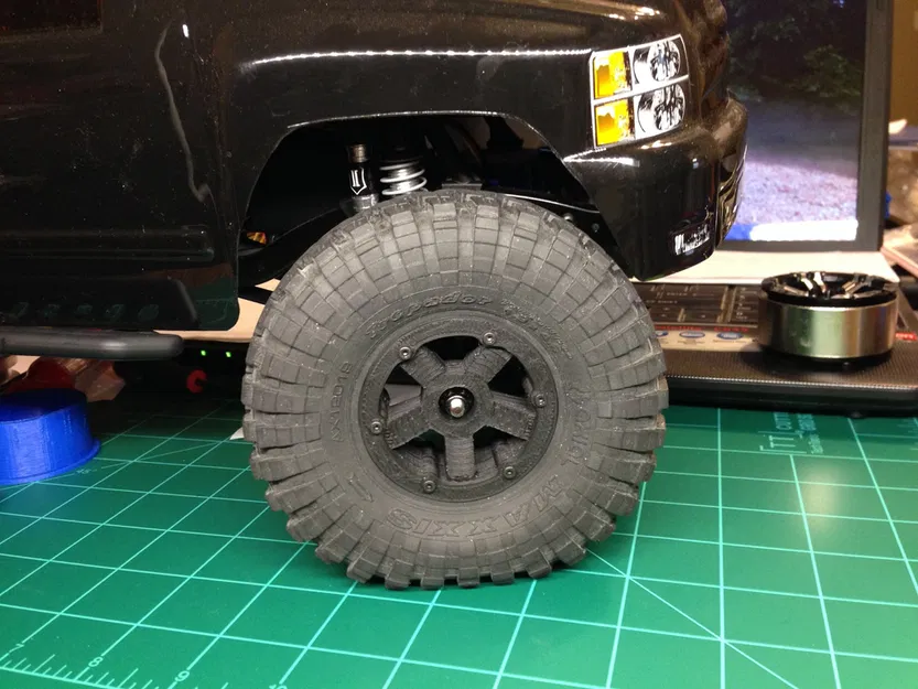 Bánh xe 1.9 Bead Lock cho Axial SCX10 hoặc Wraith. Hex 12mm - Image 1