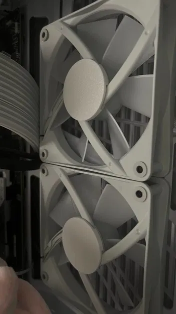 Nắp Che Giữa Quạt Tản Nhiệt PC - Mặt Xấu Xí - Image 2