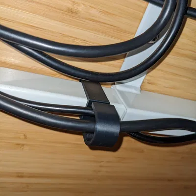 Kẹp Dây Cáp Cho Bàn Đứng Jarvis Của Fully